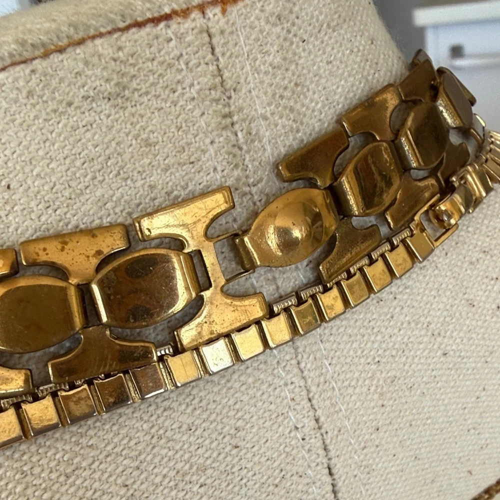 Goldtone and Yellow Layered Necklace Set - Picture 8 of 9